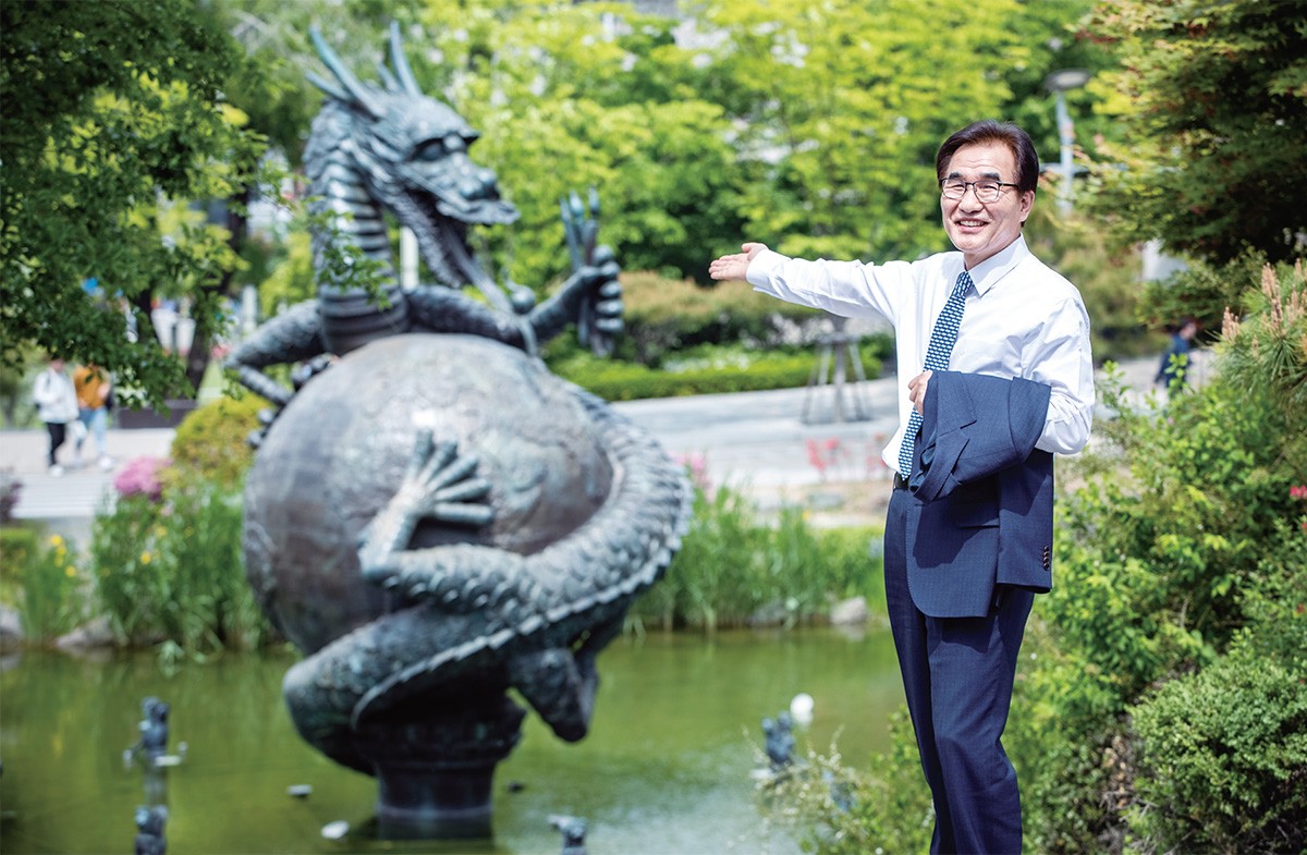 양영유 전문기자의 대학총장 열전] 고등교육 혁신 전문가 김창수 중앙대 총장 < 사회 < 기사본문 - 월간중앙