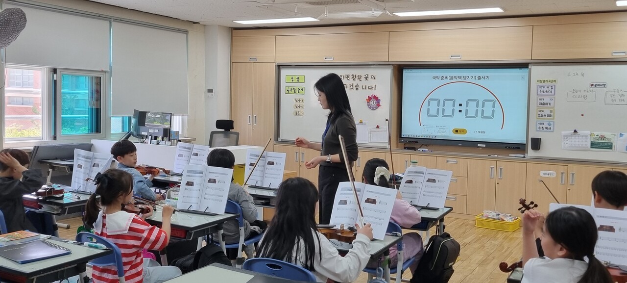 �����ʵ��б� ������ ���ɽ�Ʈ�� ���� �ð�. �Ǳ� �ٷ�� ���� ���� �Բ� �����Ѵ�. ������б��� ���������� �ΰ� ���� �������� �������� ������ �޴´�. ������ ���ӱ���