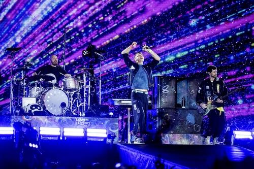 지난 4월 고양시 고양종합운동장 콜드플레이 공연은 입장권이 순식간에 매진됐다. [연합뉴스]