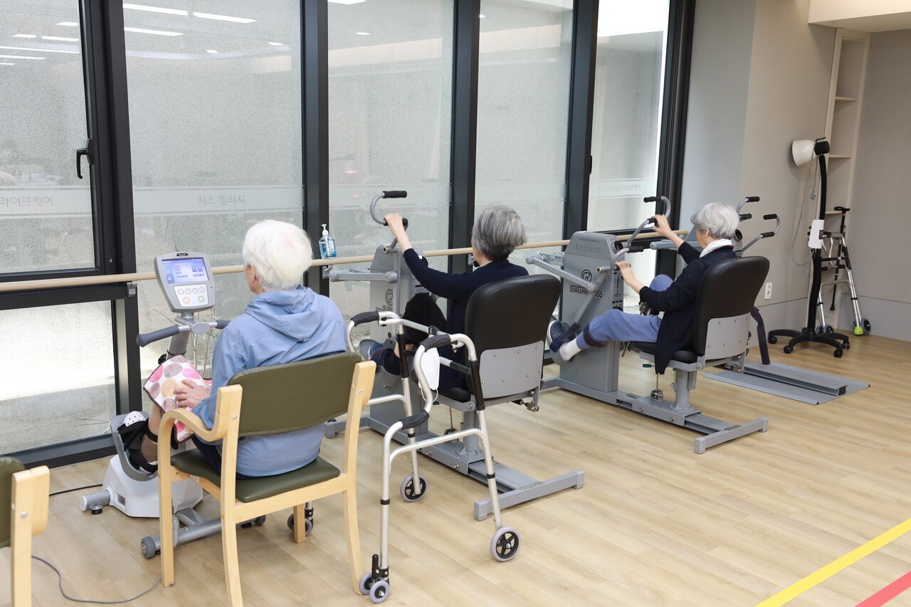 KB골든라이프케어 서초 빌리지의 재활 시설. [사진 KB금융그룹]