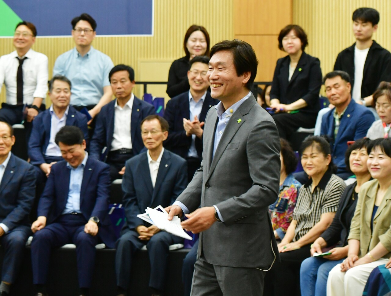 조현일 경산시장은 “행정은 시민의 일상을 바꾸는 일”이라는 철학을 바탕으로 지난 3년간 시정을 이끌어왔다. [사진 경산시]